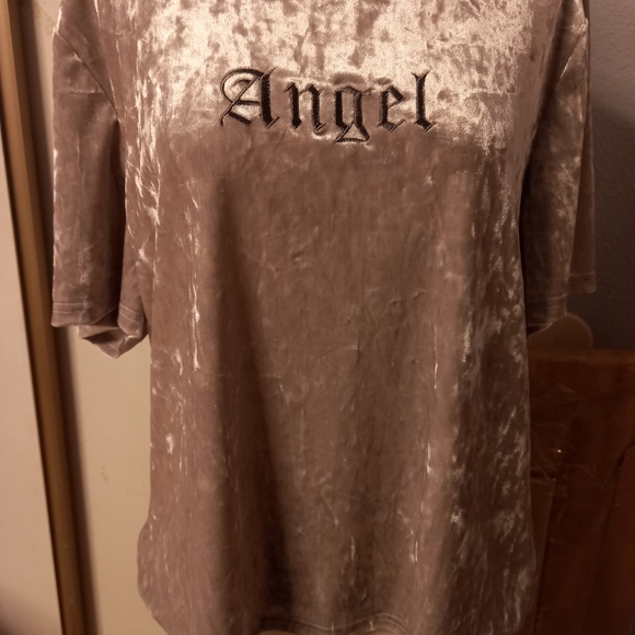 Forever 21 plus size tee - Picture 2 of 3